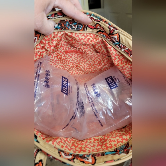 #637 Vera Bradley Tan and Red Multicolored Quilted Tote Bag - Picture 5 of 12